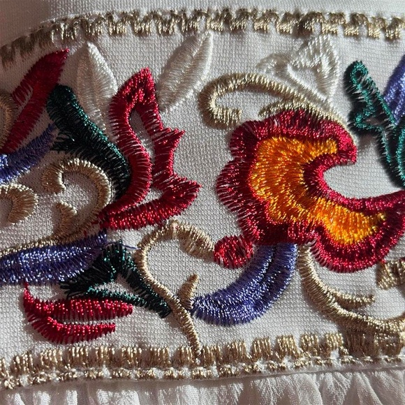 Embroidered White Maxi Dress - Picture 5 of 6